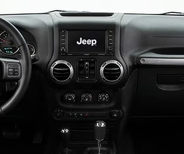 2016 Jeep Wrangler Unlimited Sahara — close-up detail